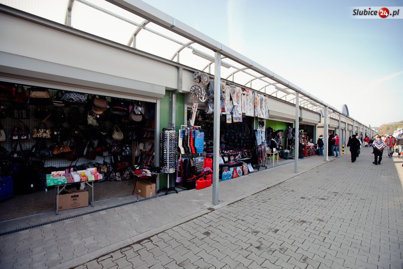 mt_gallery: Otwarto nowy bazar w Słubicach