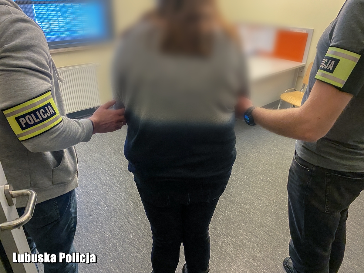 Policja zatrzymała 32-letnią oszustkę