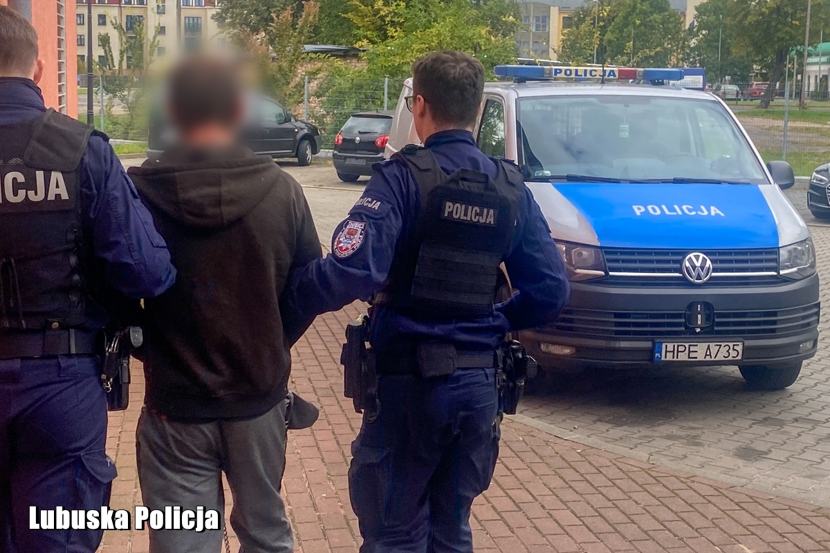 39-latek złamał potrójny zakaz prowadzenia pojazdów