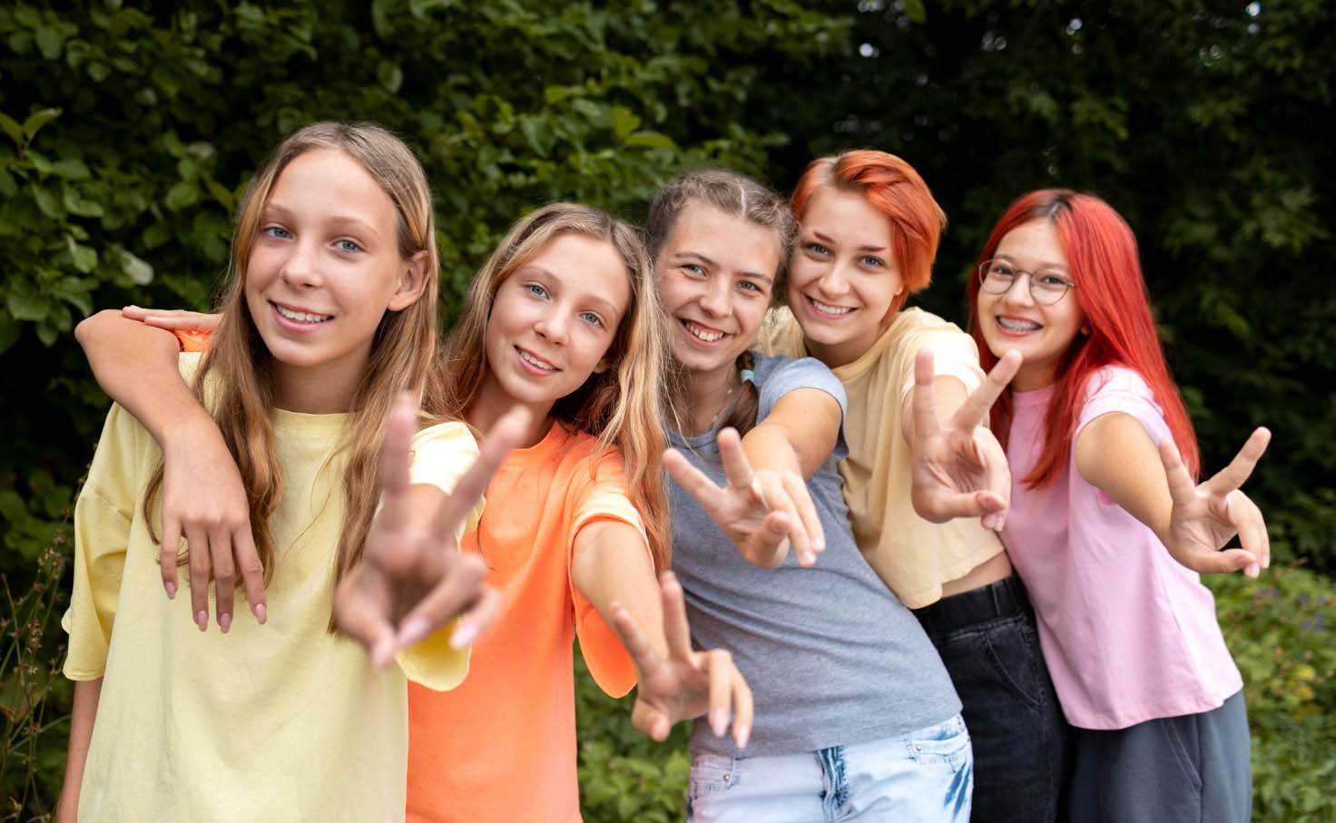 Obozy młodzieżowe – dlaczego warto wysłać nastolatka na wakacyjny wyjazd?