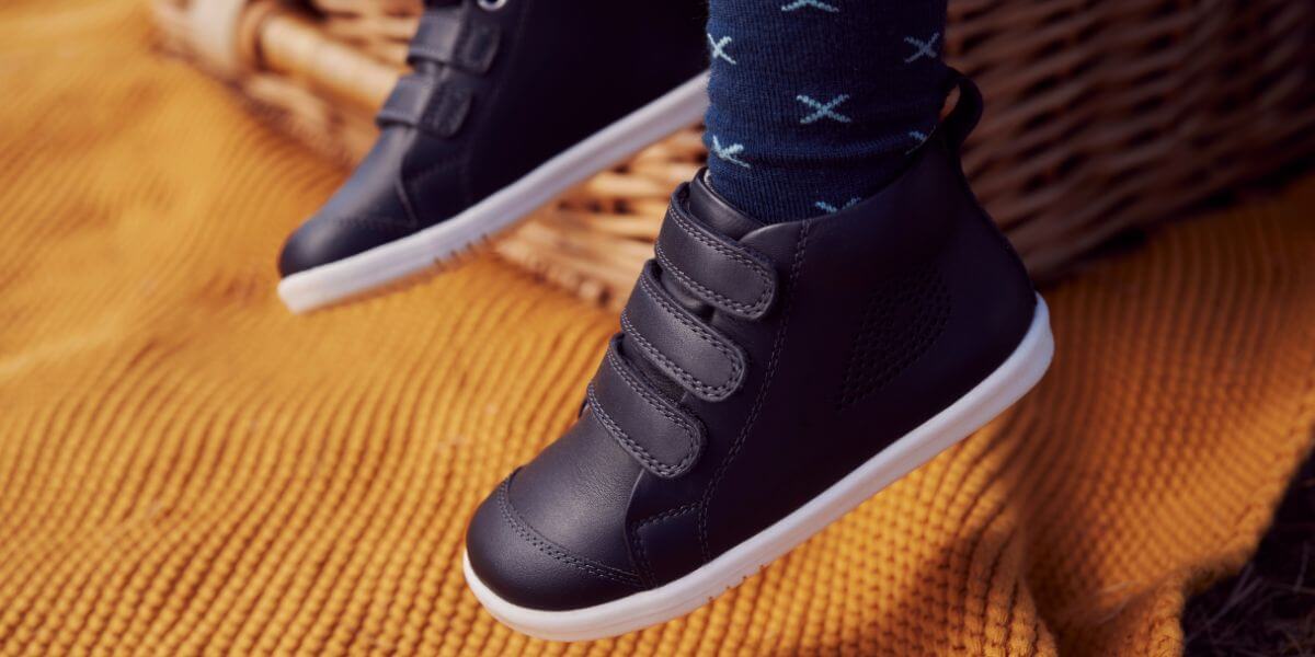 Obuwie dziecięce – w co inwestować, aby służyło przez cały sezon