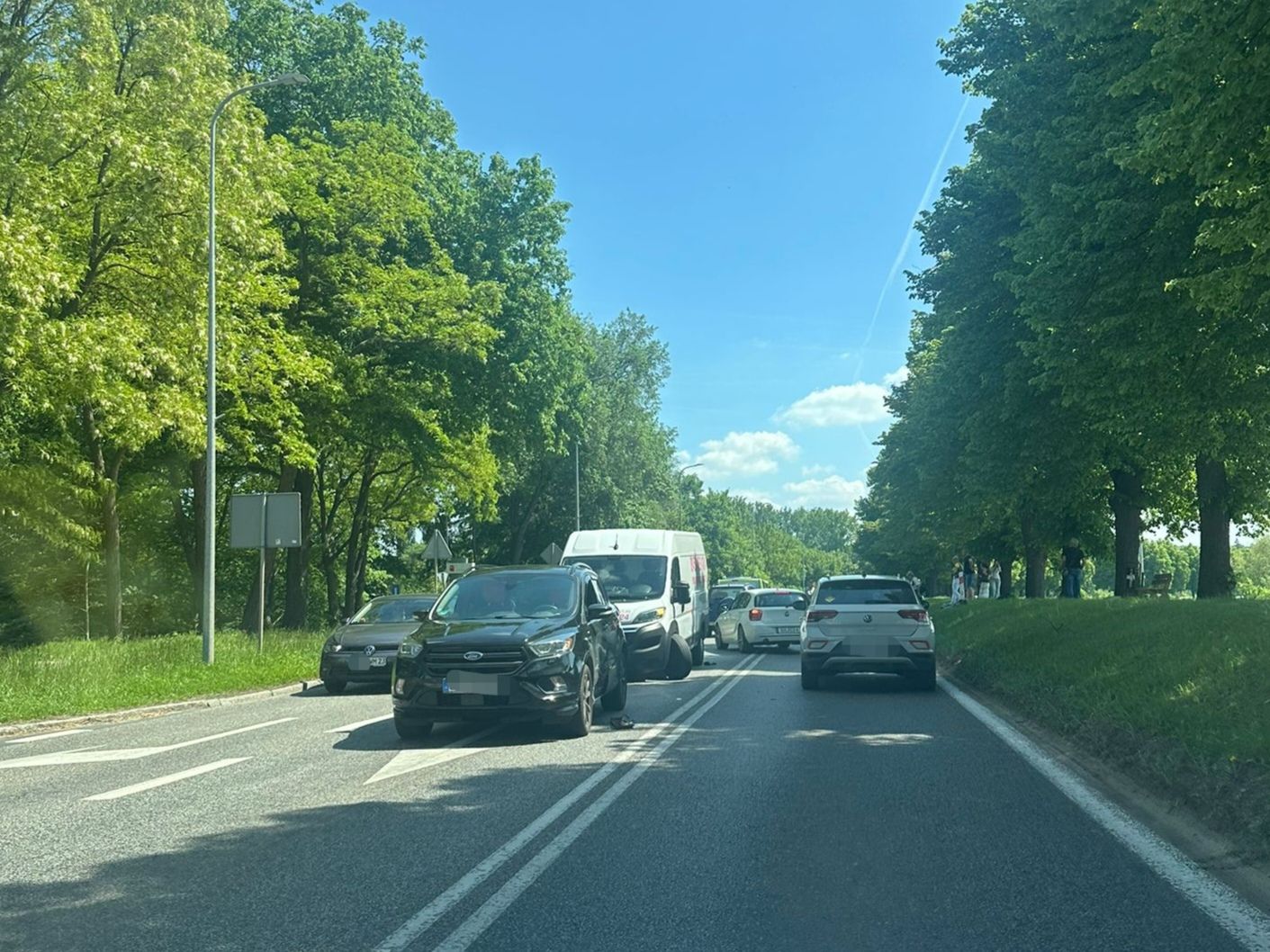 Kolizja na krajowej 29. Zderzyły się cztery pojazdy