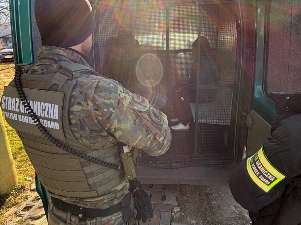 Funkcjonariusze Straży Granicznej z placówki w Słubicach zatrzymali ośmiu cudzoziemców