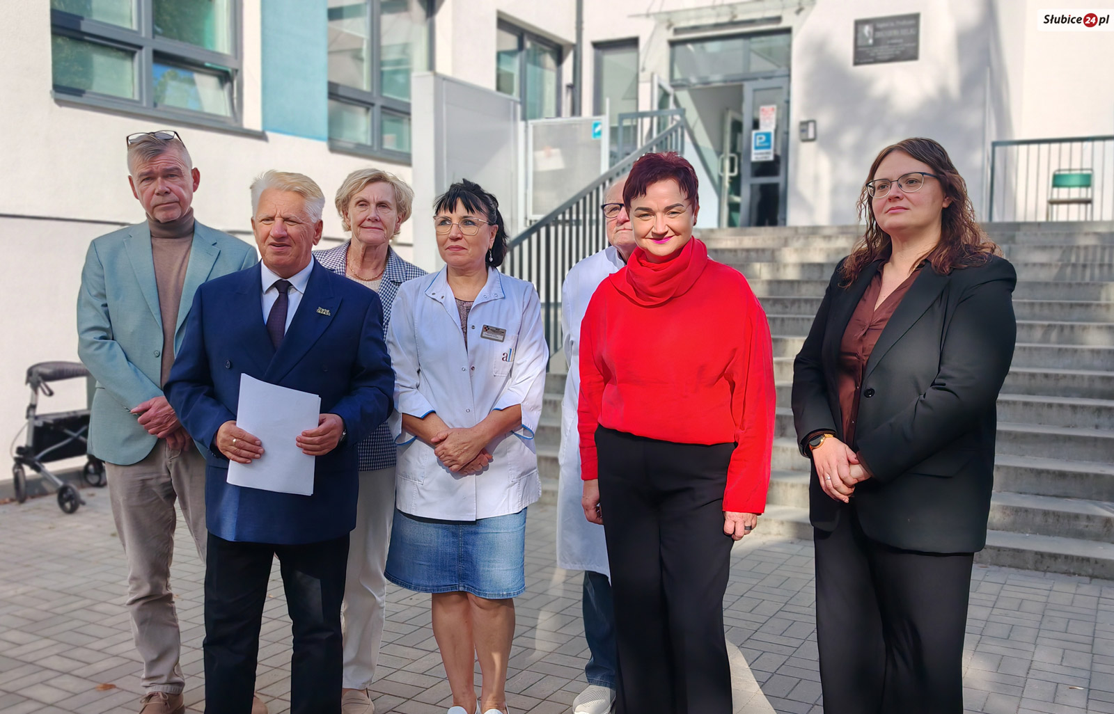 Władze powiatu i szpitala zwołały konferencję prasową